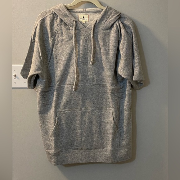 Rebel Canyon light grey short sleeve sweatshirt hoodie, size medium. New - Picture 1 of 4